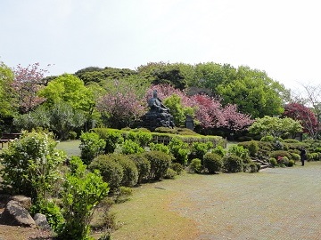 春の源氏山公園