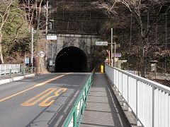 橋詰トンネル